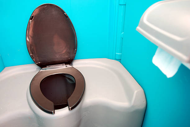 Best Luxury portable toilet rental  in North Les, AK